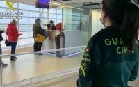 Un homme en compagnie d'une mineure marocaine arrêté à l'aéroport de Murcia