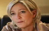Marine Le Pen veut interdire la binationalité en France