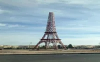 La tour Eiffel s'installe à Fès
