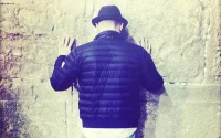 Justin Timberlake se recueille au mur des Lamentations avant de chanter à Mawazine