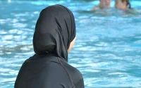 Maroc : des filles en burkini interdites de piscine