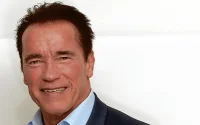 Arnold « Terminator » Schwarzenegger arrive au Maroc