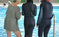 Maroc : le bikini doit-il être défendu dans les mosquées ?
