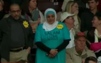 Une femme en hijab expulsée du meeting de Donald Trump (vidéo)