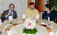 Mohammed VI offre un dîner en l'honneur du président François Hollande (photo)
