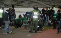 Raja Casablanca sévèrement sanctionné après les débordements de ses supporters