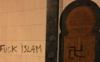 France : des tags nazis à la mosquée de Bagnolet