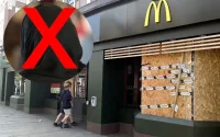 Un restaurant McDonald's interdit l'accès à une musulmane car elle est voilée (vidéo)
