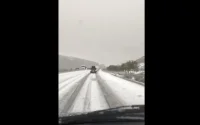 Vidéo : une première, l'autoroute entre Marrakech-Agadir couverte de neige