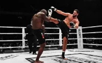 Combat de Jamal Ben Saddik contre Junior Tafa (vidéo)