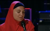Désormais musulmane, Sinead O'Connor signe son grand retour sur la scène musicale (vidéo)