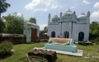 Inde : des hindous protègent une mosquée