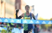 Le Marocain El Goumri pulvérise le record du marathon de Dublin