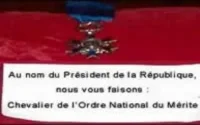 Salwa Belkziz décorée du Chevalier de l'ordre du Mérite français