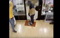 Barcelone : la vidéo du braquage d'un magasin par deux Marocains