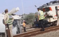 Maroc : un poids lourd à l'origine d'une collision avec un train (vidéo)