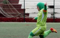 En France : "les Hijabeuses" veulent aussi jouer au football