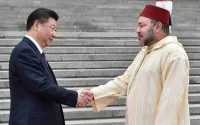 Le roi Mohammed VI échange avec le président chinois Xi Jinping