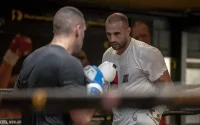 Badr Hari prépare activement son combat contre Benjamin Adegbuyi