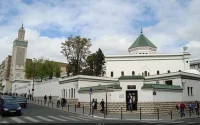 La Grande Mosquée de Paris offre des sandwichs gratuits pour les étudiants