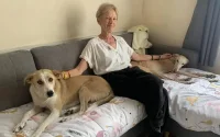 France : elle change le sort d'un chien errant marocain