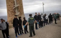 L'Espagne accélère les expulsions des migrants marocains