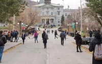 Les étudiants marocains boudent les universités canadiennes