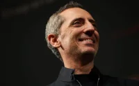 Gad Elmaleh converti au christianisme ? L'humoriste répond 