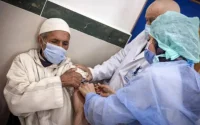 Le Maroc élargit la vaccination aux plus de 55 ans