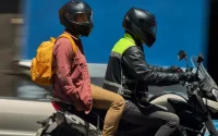 Au Maroc, les motos-taxis ne font pas que des heureux