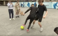 À la rencontre d'Omar : un footballeur freestyle bruxellois qui cartonne sur TikTok (vidéo)