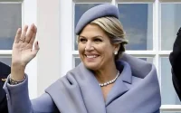 La reine Maxima des Pays-Bas captivante dans la robe d'un créateur marocain