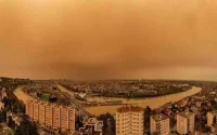 Le ciel de Lyon teinté de sable marocain