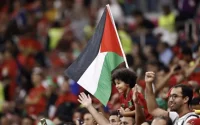 Un supporter arrêté pour avoir brandi le drapeau palestinien lors du match du Raja - Al Ahly
