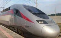 Le TGV arrive à l'aéroport de Rabat