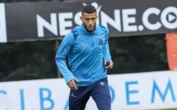 Younès Belhanda expulsé après une gifle
