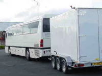 La justice consigne la remorque surchargée d'un autocar marocain à Poitiers