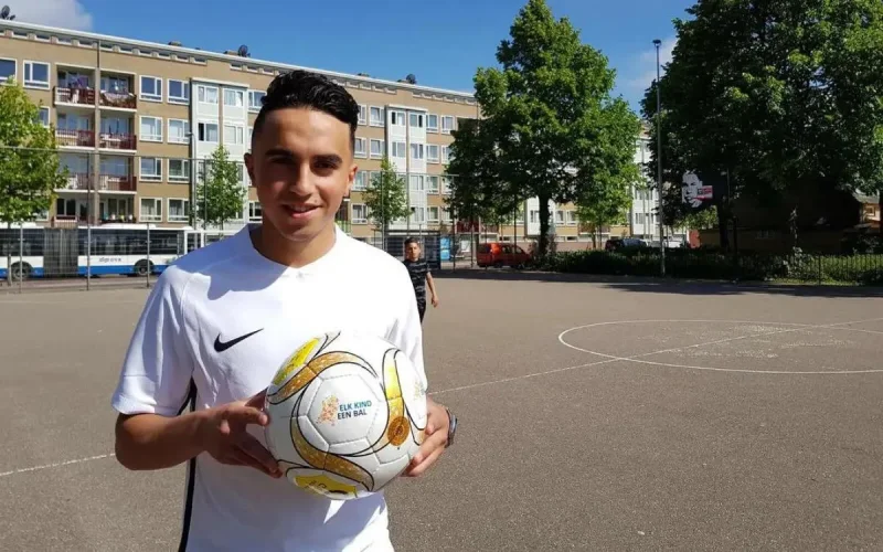 La belle surprise d'Ousmane Dembélé à Abdelhak Nouri après son titre