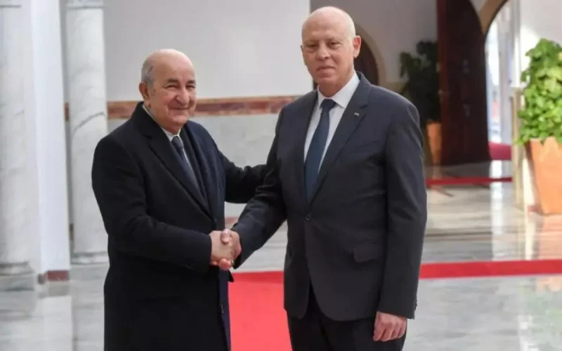 La Tunisie organise un sommet maghrébin excluant le Maroc