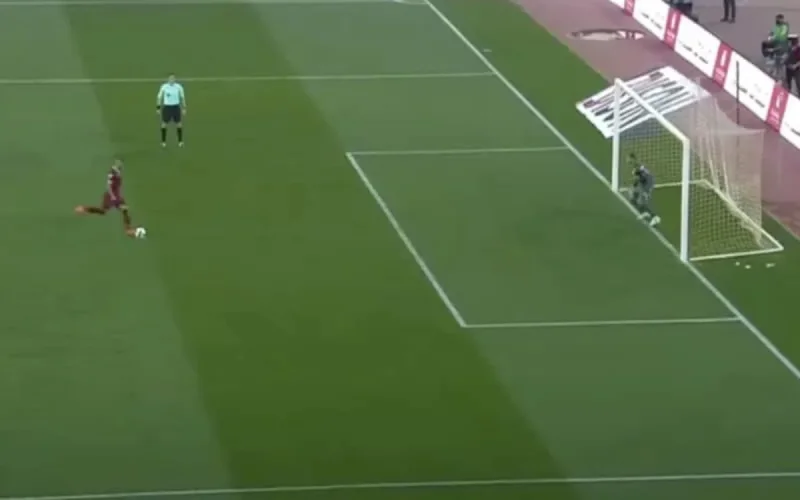 La très belle panenka de Hamdallah offre la victoire à Al Ittihad (vidéo)