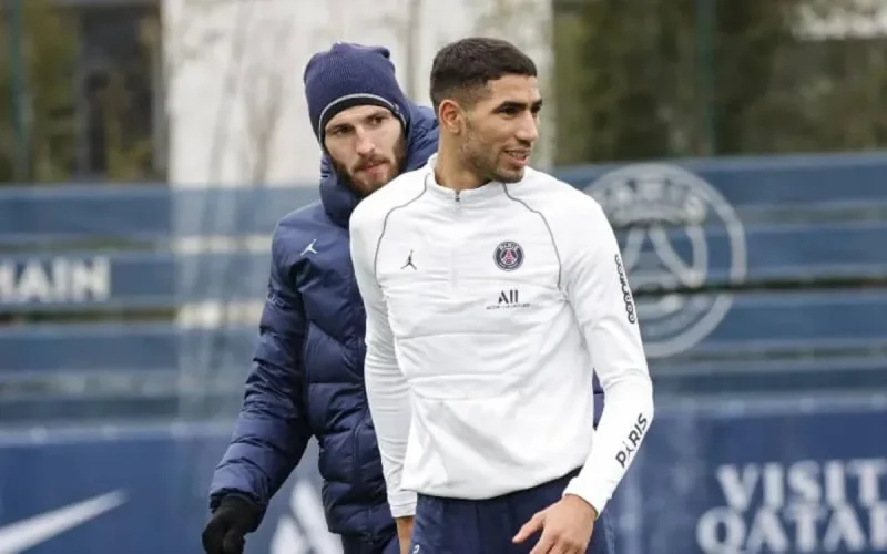 PSG : Achraf Hakimi dans le groupe pour affronter le Real Madrid