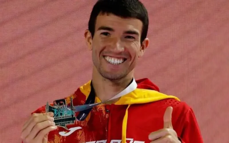 Adel Mechaal, médaille d'argent aux championnats d'Europe d'athlétisme en salle