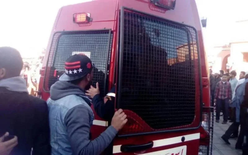 Maroc : des partis politiques dénoncent l'agression sauvage d'un élu