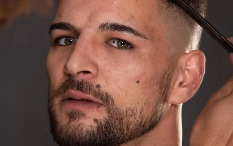 A 9 ans, il arrive sous un camion en Espagne, aujourd'hui il est acteur reconnu