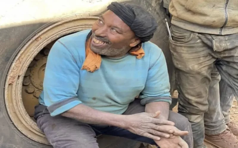 Sauvetage de Rayan : Ali Sahraoui, un puisatier porté en « héro »