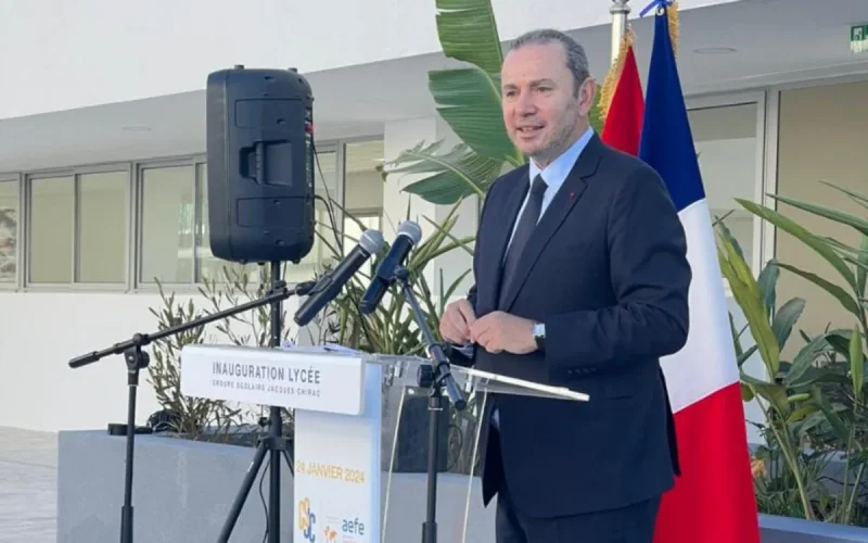 Une visite « historique » de l'ambassadeur français au Sahara