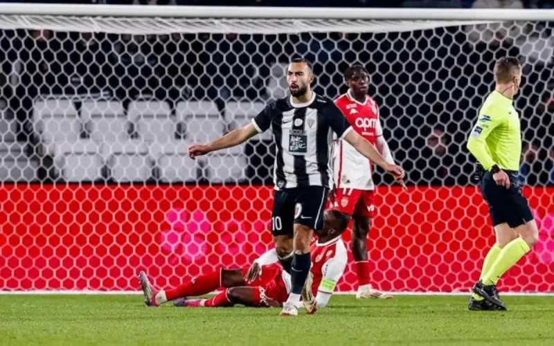 Ramadan en France : polémique après une pause « spéciale » lors d'un match de Ligue 1
