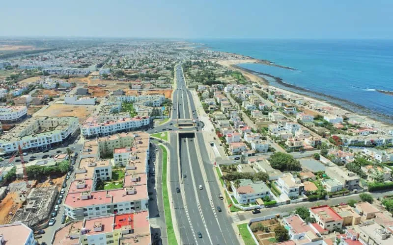 Démolition de 600 appartements à Temara : le gouverneur suspendu