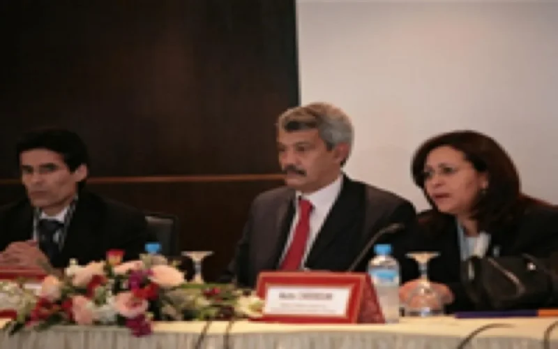 Au séminaire du CCDH on discute l'intégration des MRE