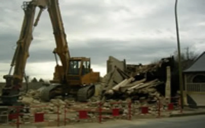 Démolition de 25 maisons de familles marocaines construites sans permis en Espagne